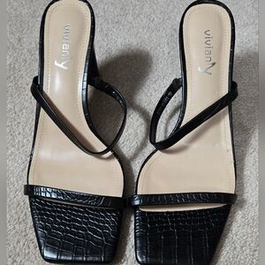 Viviana Elegant Black Croc-Embossed Heels